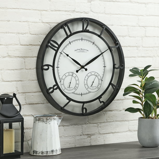 FirsTime & Co. Bronze Park Outdoor Wall Clock, Traditional, Analog, 18 ...