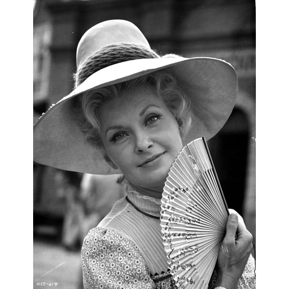Joanne Woodward Posed in Classic Photo Print (24 x 30)