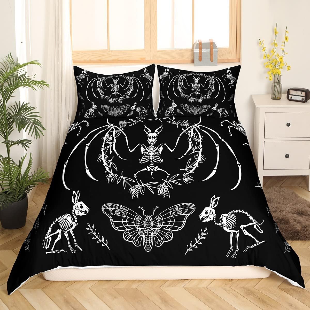 Bat Skeleton Skull Duvet Cover Queen Size for Kids Teens Adults Home Room Decor,  Boho Moth Gothic Skull Bedding Set 3pcs, Halloween Themed Comforter Cover  Horror Room Quilt Cover, 2 Pillowcases