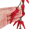 thumbnail image 3 of colgantes de pimiento rojo artificial, simulación realista de ristras de pimiento rojo seco., 3 of 7