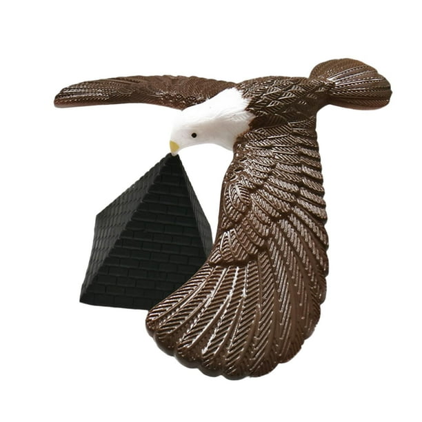 Águila en equilibrio, pájaro en equilibrio, decoración de equilibrio, ala de águila, juguete con pirámide Café