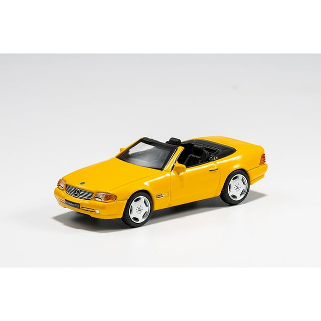 DCT 1/64 SL500 Model Car Luxury Classical Vehicle Diecast Toy Collection Sports Car Station Vehicle with Display Box for Adults Yellow