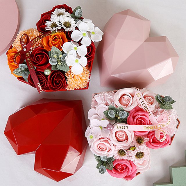 Portable Soap Flower Box Perfect Gifts Cream Heart-shape Decorative Flower Gift Box for Festival