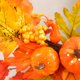 thumbnail image 2 of Guirnalda de Halloween de calabaza de rama muerta creativa, guirnalda de caída de puerta delantera de luz blanca cálida de 13 "decorada con conos de pino de arce de calabaza para decoración de chimenea de ventana interior oso de fresa Electrónica, 2 of 5