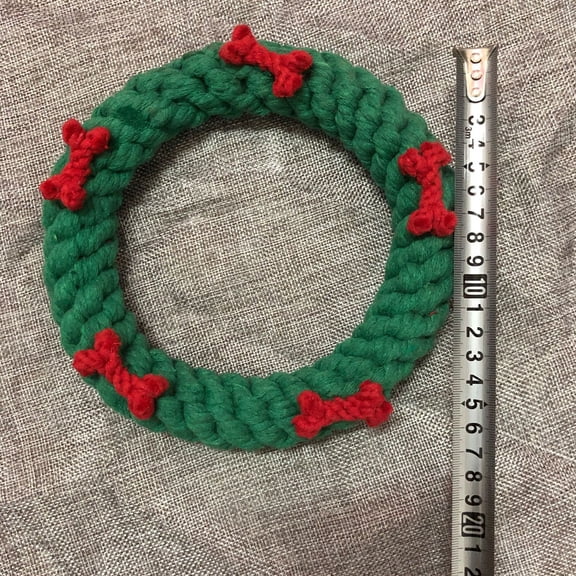 Dytern Xmas Weaving Christmas Circle Dog Toy Lovely Dog Chewing Toys Pet Toys Dog Puppy Bite Toys Pets Supplies for Home Shop