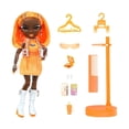 thumbnail image 4 of Muñeca Rainbow High Michelle St. Charles, 4 of 4