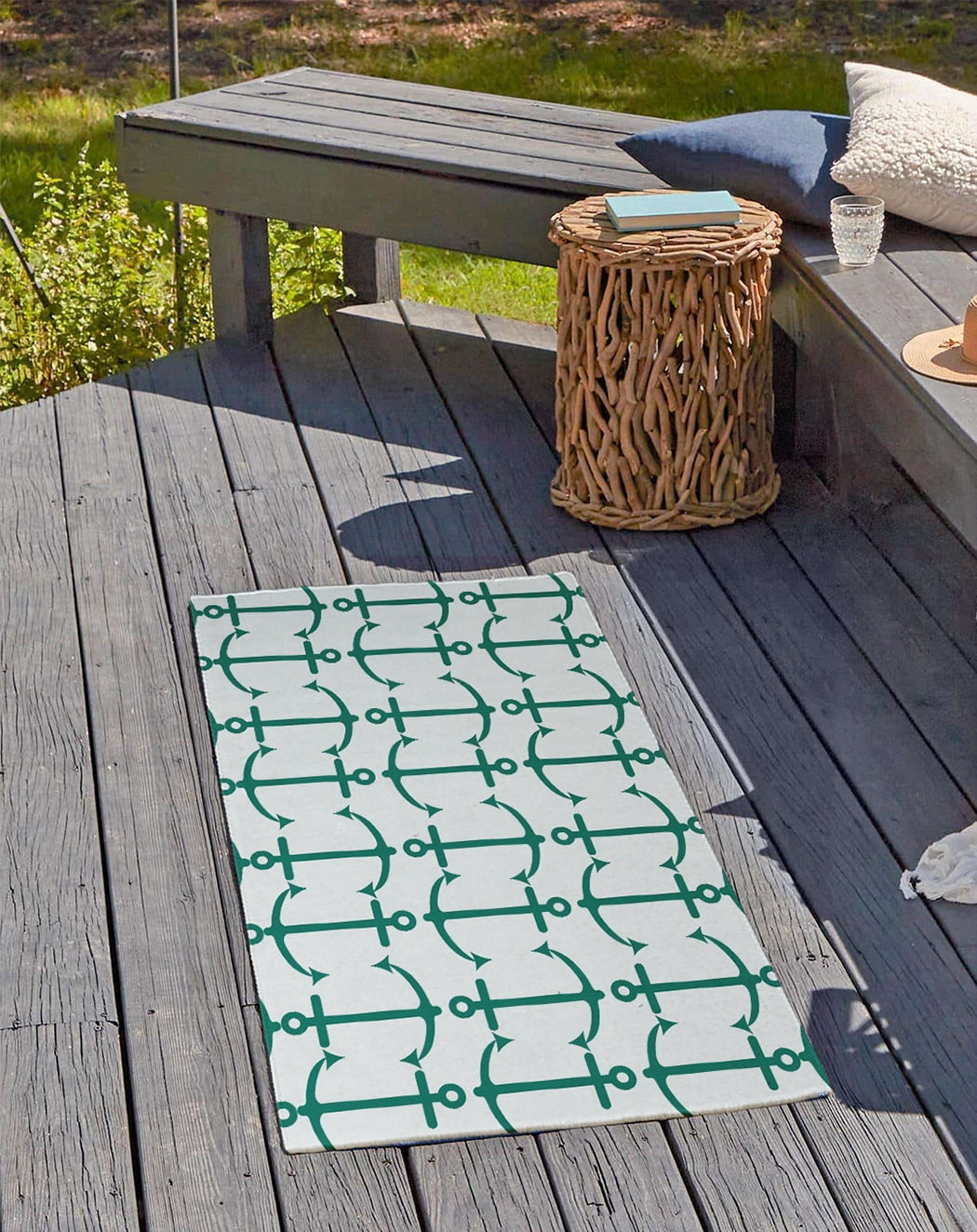 24" 36" Simply Daisy Anchor Pattern Beach Style Chenille Area Rug, Kelly Green