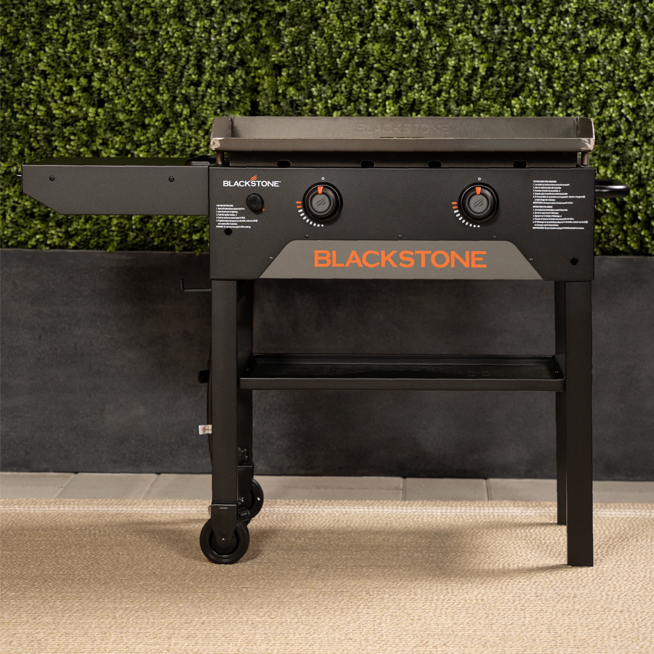 Blackstone Original 28” Omnivore Griddle with X-Braced Hood and Dual Side Shelves with Blackstone Accessory Rail System