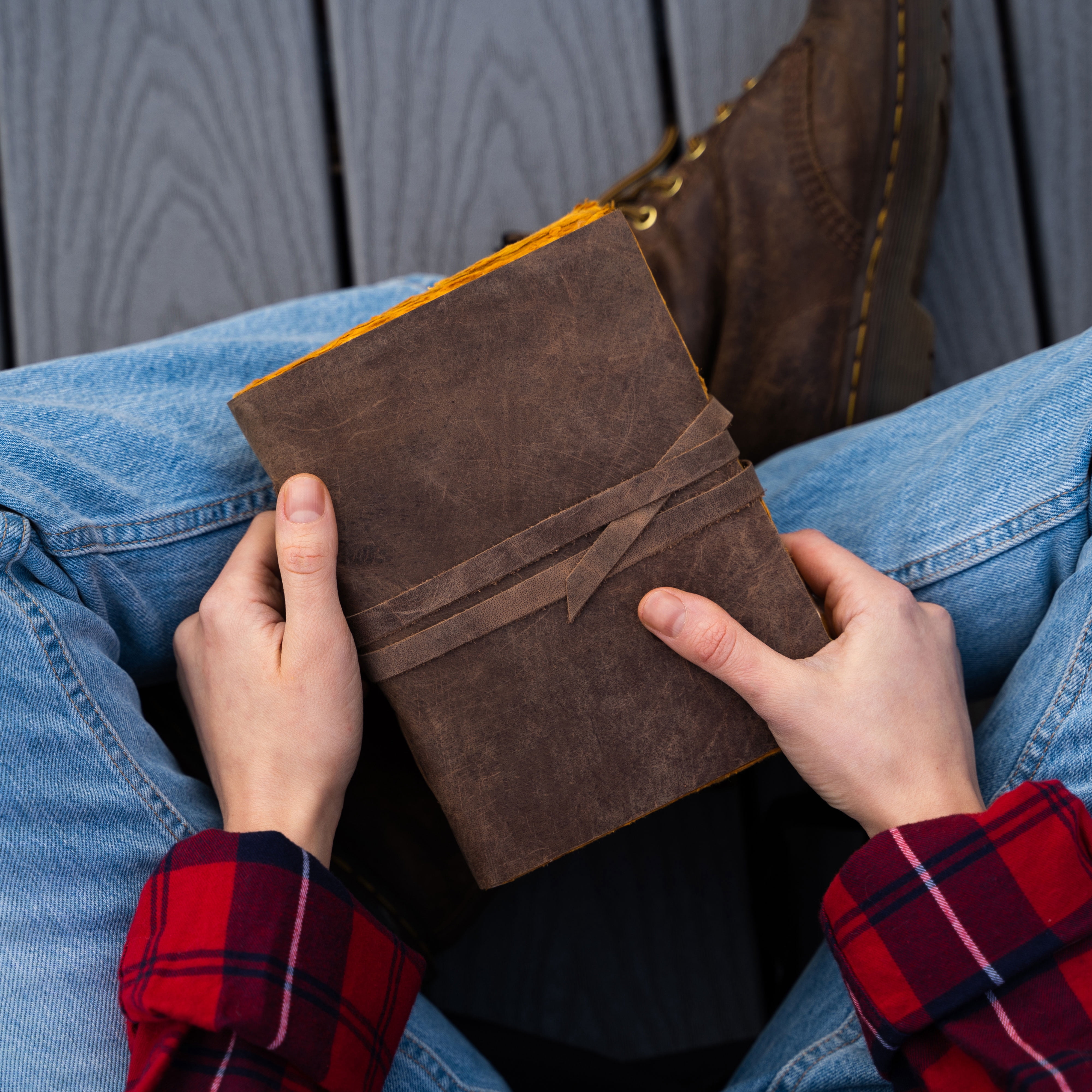 Vintage Leather Journal 9 x 6 Inch – Handmade Sketchbook with Yellow Deckle Edge Paper for Men and Women