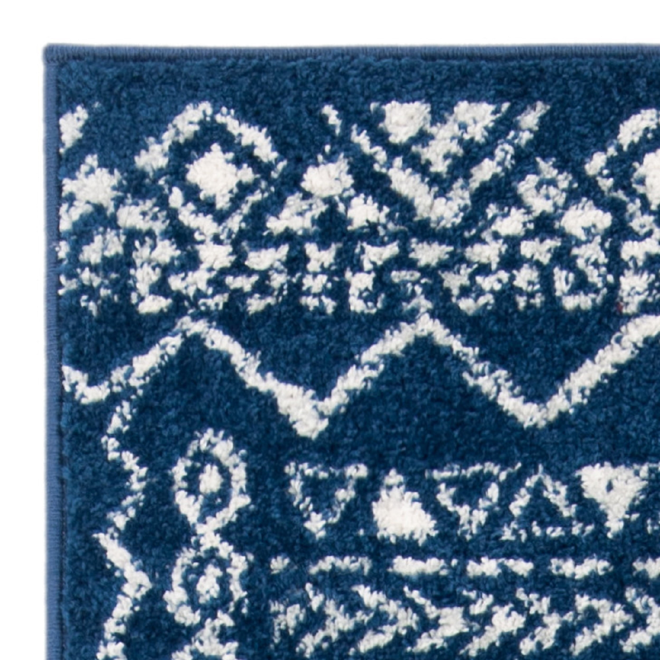 SAFAVIEH Tulum Ronald Distressed Runner Rug, Navy/Ivory, 2' x 13'