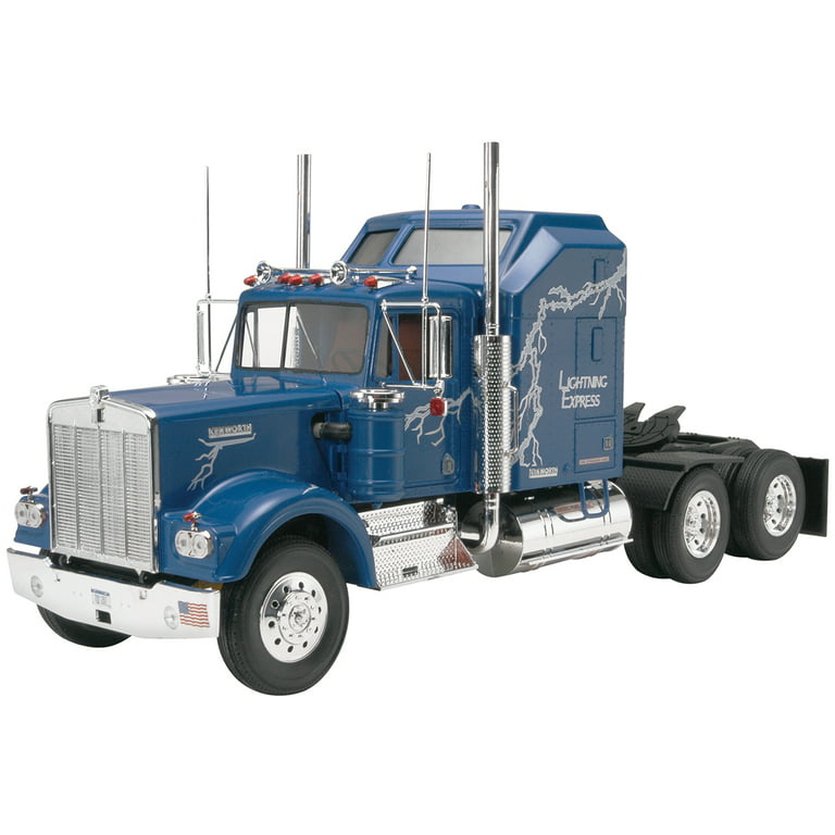 Kenworth W900 Plastic Model Truck Kit 1/25 Scale #851507 by Revell