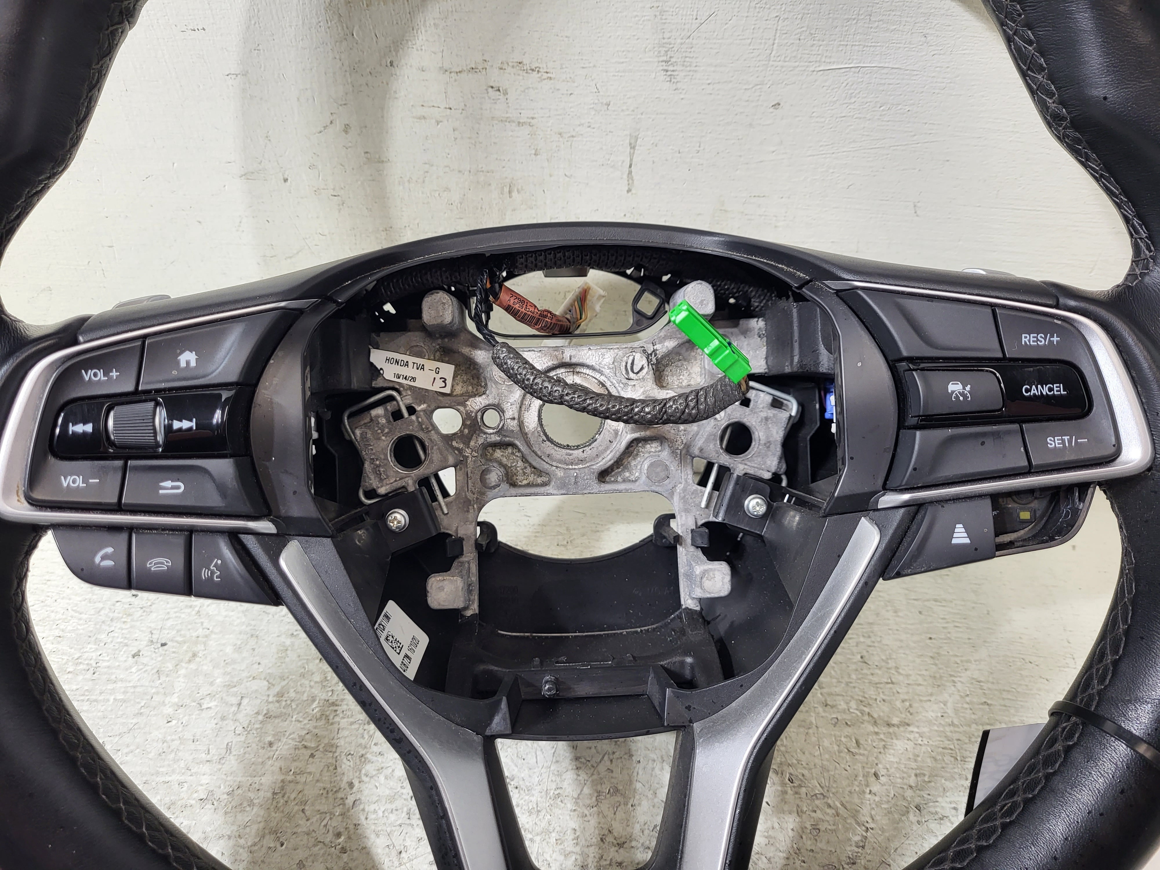 Pre-Owned 2021 Honda Accord Steering Wheel OEM LKQ - Verify Specific Vehicle Fitment In Description - (Good)