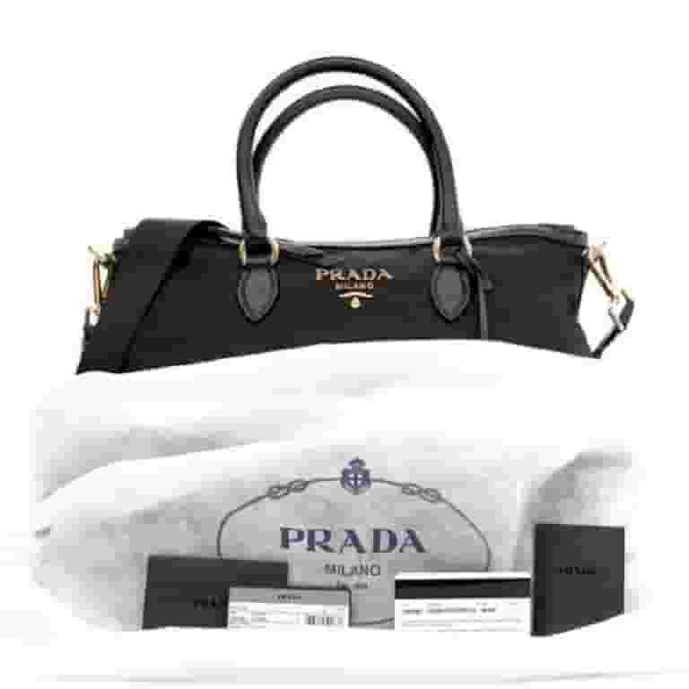 99aw PRADA unborn carf leather bodybag 99aw PRADA unborn carf leather bodybag