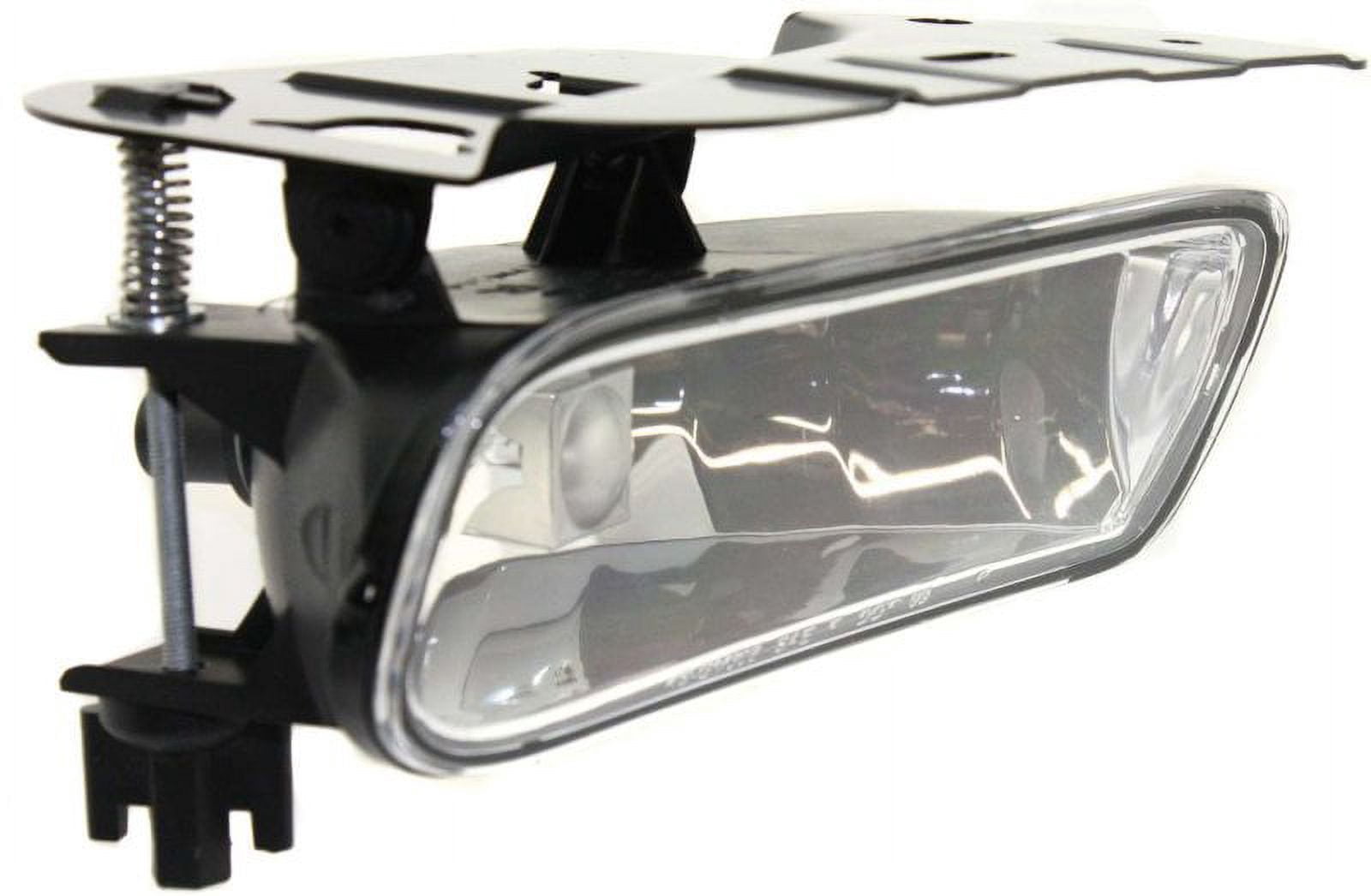 Replacement C107503 Fog Light Compatible with 2002-2006 Cadillac Escalade 2003-2006 ESV Front, Right Passenger With bulb(s)