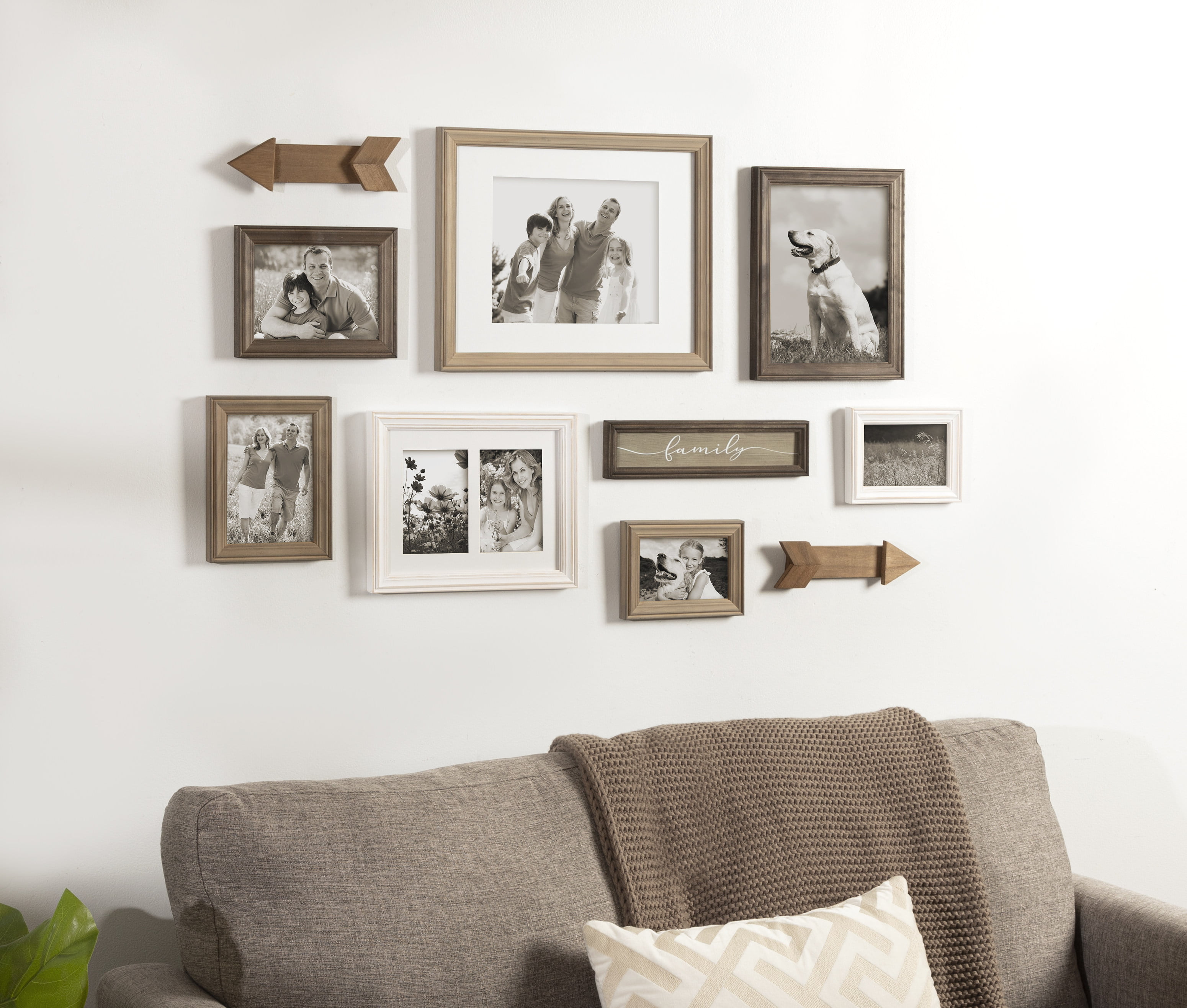 Kate and Laurel Bordeaux Expressions Wall Decor Collection, Rustic Gray and  White, Assorted Size Frames and Decorative Wall Accents