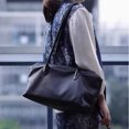 thumbnail image 2 of Bolso de mano de gran capacidad, bolso para la axila, bolso informal y versátil para mujer, bolso de mano retro para mujer, bolso de hombro, 2 of 5