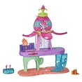 thumbnail image 2 of Set de Juego Hasbro Trolls Escenario Gira Mundial, 2 of 3