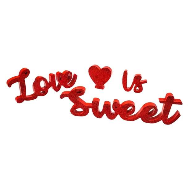 Letrero de madera con texto "Love IS Sweet and Heart" para decorar la mesa del Día de San Valentín. Rojo