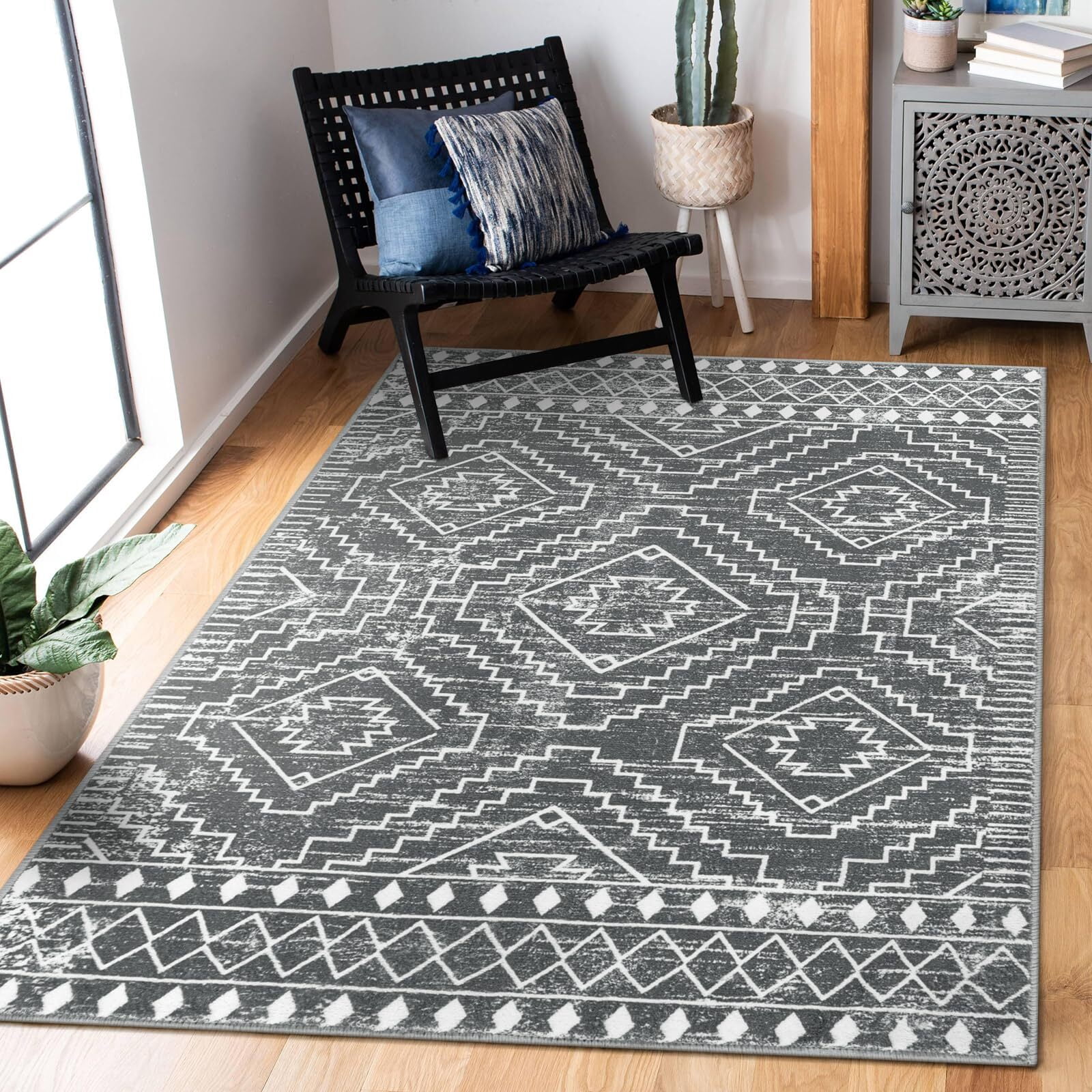 Lahome 3'x5'Washable Area Rug, Boho Living Room Rug, Non-Slip Farmhouse Rustic Bedroom Throw Mat, Non-Shedding Soft Geometric Floor Carpet for Kitchen Entry Office,Dark Grey