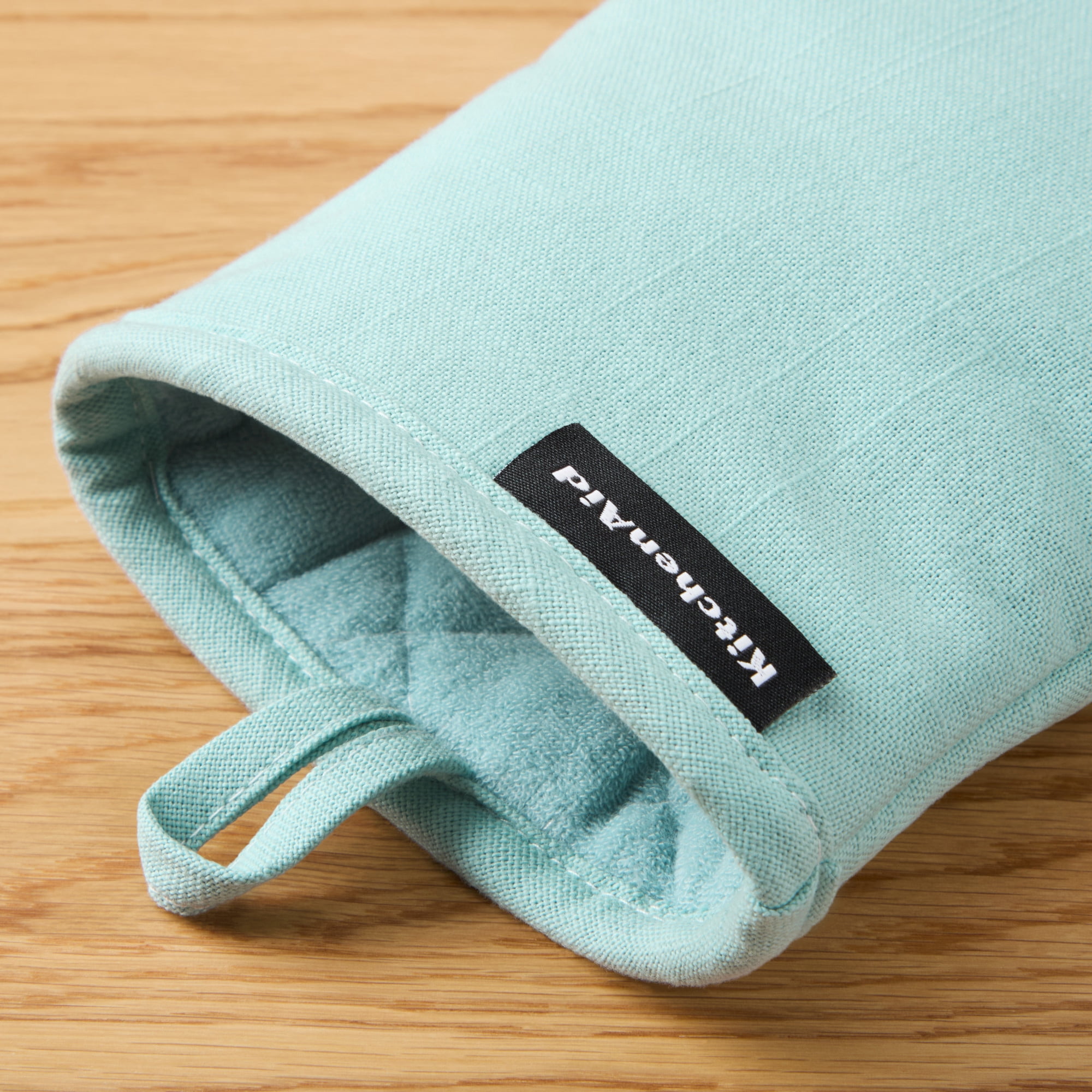 KITCHENAID Gourmet Series Gridlines Mini Oven Mitts 2-Pack Set, Heat Resistant up to 600°F, Soft Silicone Grip, Magnetic Cuff, Mineral Water Aqua, 5.5"x9"
