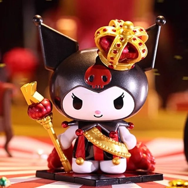 Toptoy Kuromi figura Poker Kingdom Sanrio caja misteriosa genuina figuras lindas colección Kuromi muñeca caja ciega niñas regalos Juguetes