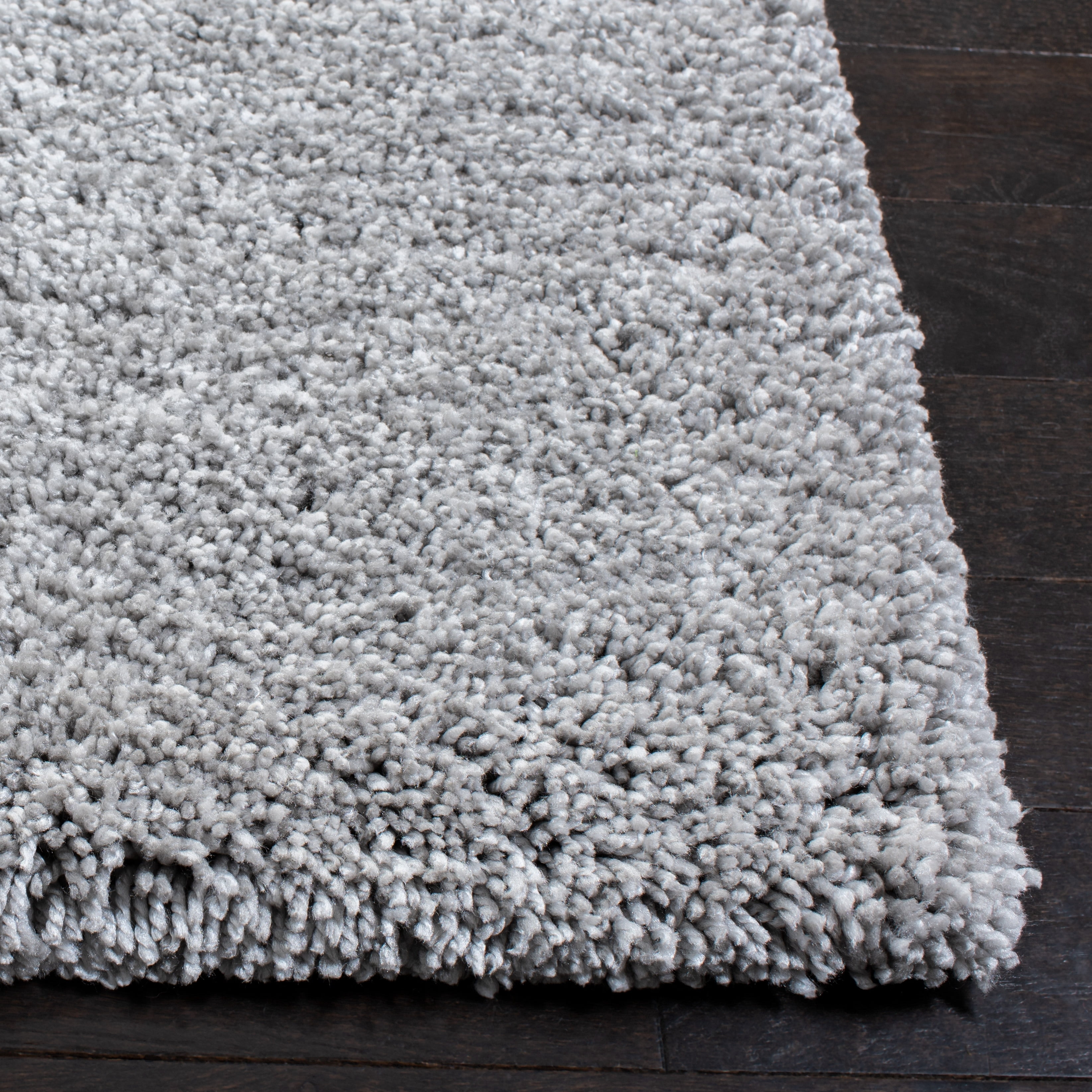 SAFAVIEH Ultimate Atanas Solid Plush Polyester Shag Area Rug, Silver, 3' x 5'