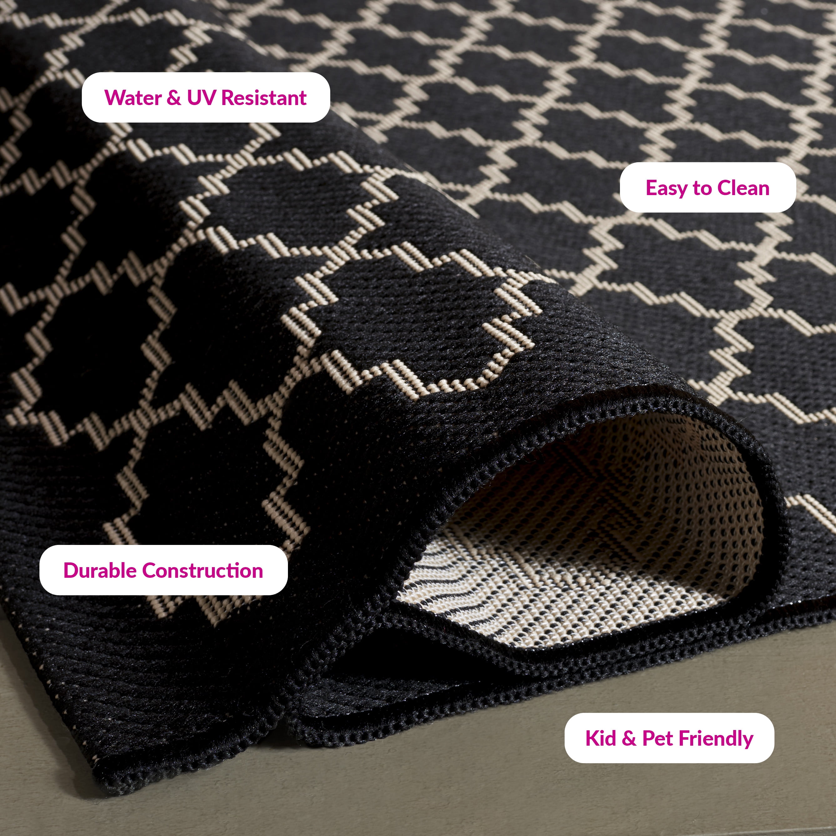 Safavieh Courtyard Hilbert Geometric Indoor/Outdoor Area Rug, Black/Beige, 5'3" x 7'7"