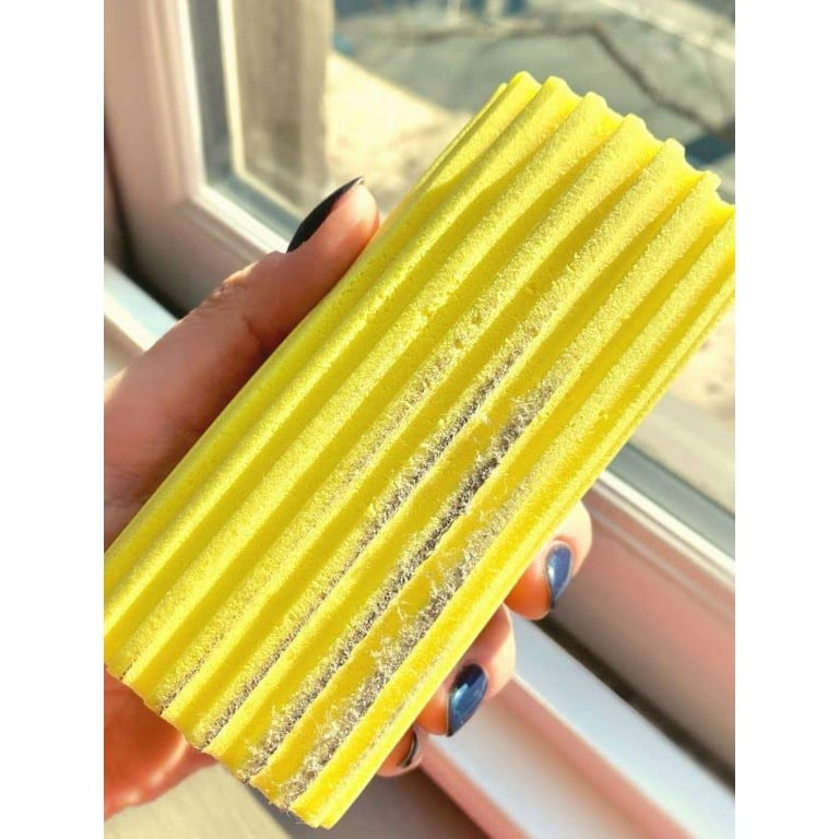 Scrub Daddy Damp Duster, Magical Dust Cleaning Sponge, Duster for Cleaning Venetian & Wooden Blinds, Vents, Radiators, Skirting Boards, Mirrors and