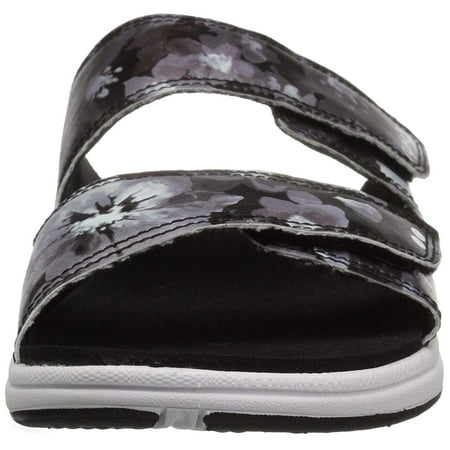 casual slide shoes