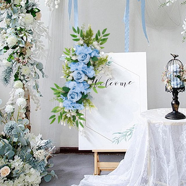 Archivo de la boda Arreglos de flores, decoraciones de guirnaldas de adornos rústicos, botín de flores artificiales para la boda en el hogar de azul