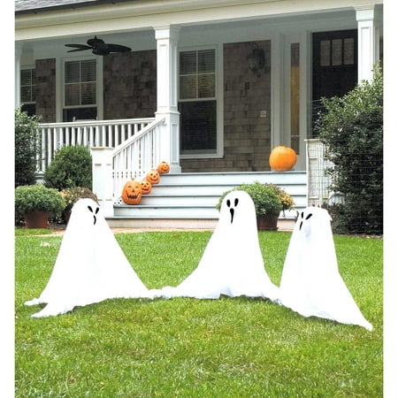 Group of Spooky Ghost Lawn Props