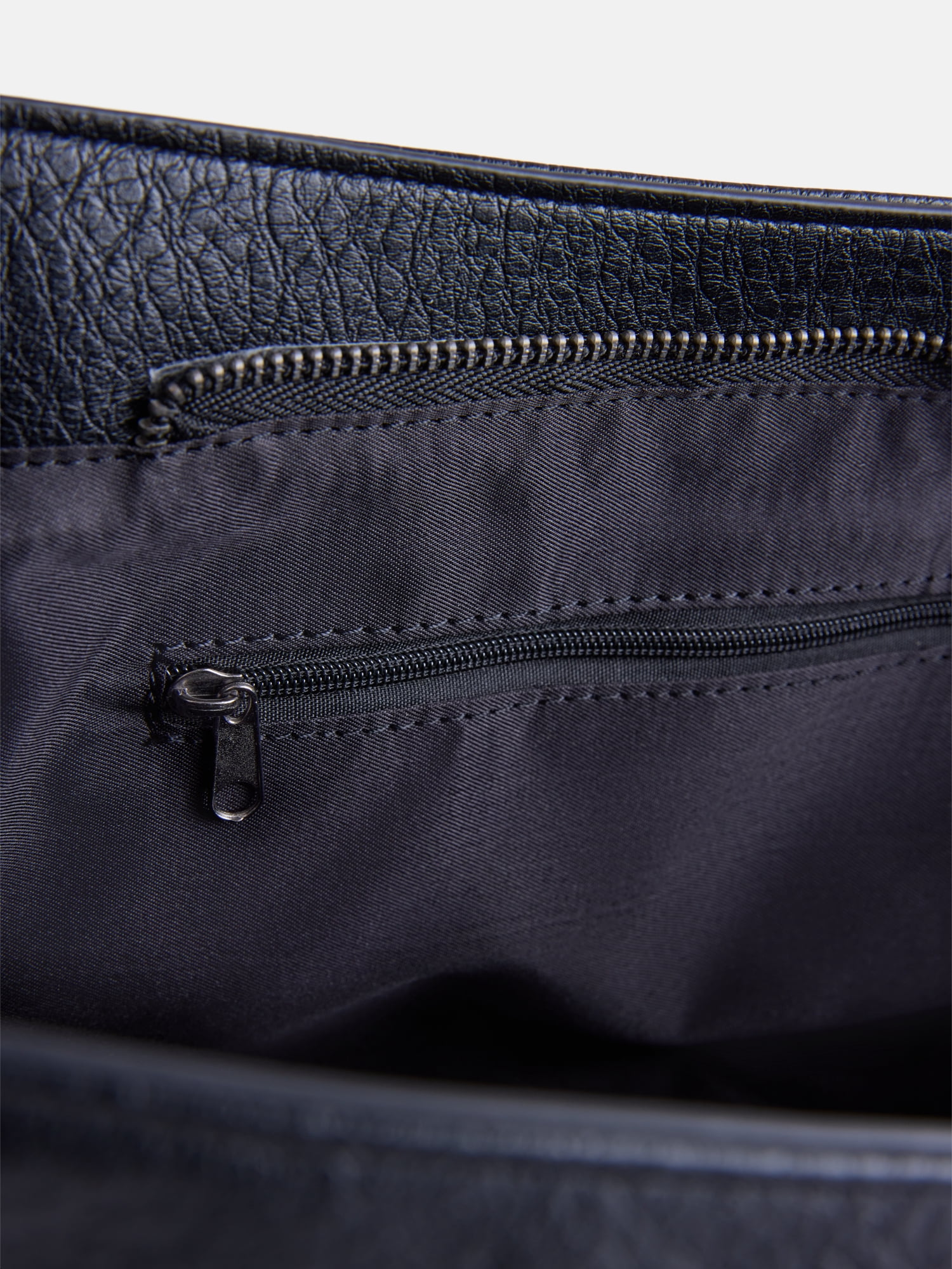 No Boundaries Women's Large Shoulder Bag, Black