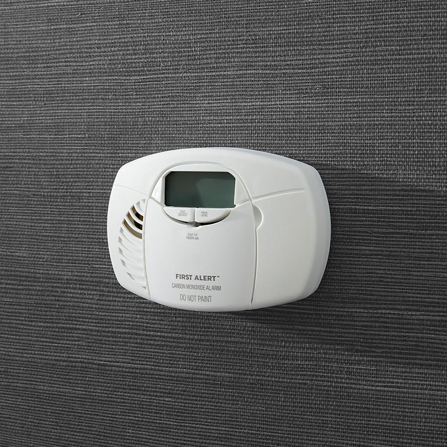 First Alert CO3-B01D-T Battery-Operated Carbon Monoxide Alarm with Digital Display