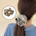 thumbnail image 5 of tredstone Grands Chouchous pour Cheveux Imprimé Léopard Épais Extensible Réglable Porte-Queue de Cheval Boules Bande pour Cheveux Accessoires Multicolore Léopard Jaune, 5 of 5