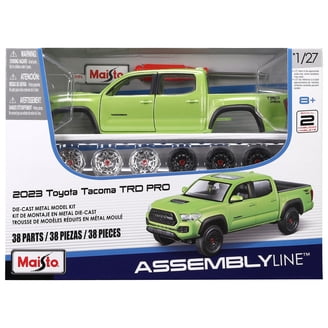 ミニカー Green light Pickup/ Truck Set Greenlight Collectibles Kenworth T2000 Semi Transporter Truck, 1