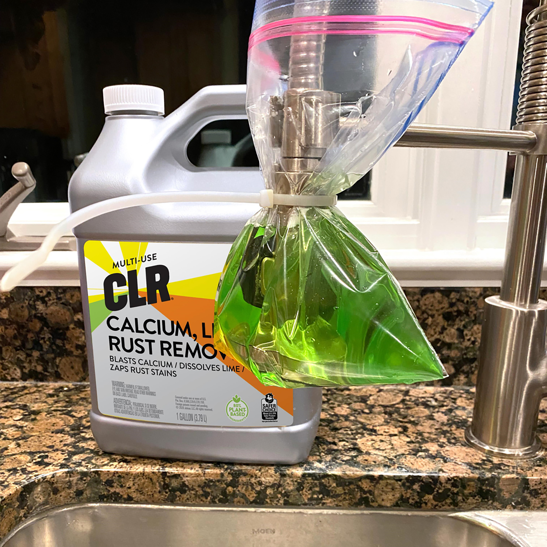 CLR PRO CL4PRO 4Piece/Carton 1 Gallon Bottle Calcium Lime and Rust