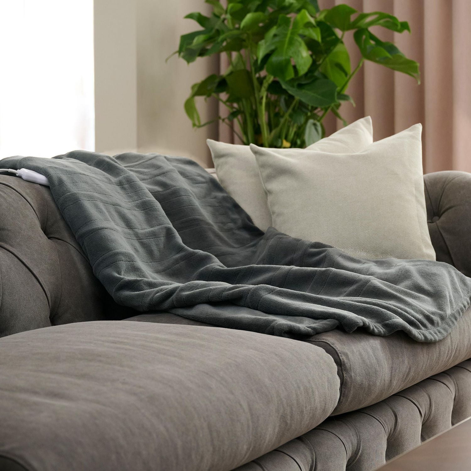 Sunbeam Throw Poseidon Blue Microplush, 4 Heat Settings, 4-Hour Auto Shut-Off, Electric Heated Blanket, 50” x 60”