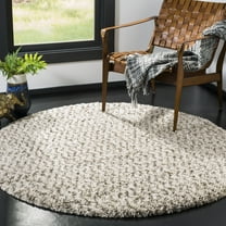 SAFAVIEH Hudson Merrilyn Chevron Shag Area Rug, Ivory/Grey, 5' x 5' Round