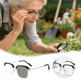 thumbnail image 2 of Gafas de lectura semisín montura en negro y dorado, enfoque automático, alta definición, ligeras y sin montura, para hombre y mujer, cómodas todo el día, portátiles, 2 of 4