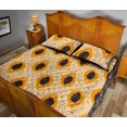 thumbnail image 4 of Juego de cama acolchado con estampado de papaya, 4 of 5