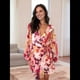 thumbnail image 5 of Vestido Corto Femenino de con Estampado Floral, Larga, Corte A, Cuello Cruzado, Espalda Anudada Naranja y Rojo XL, 5 of 10
