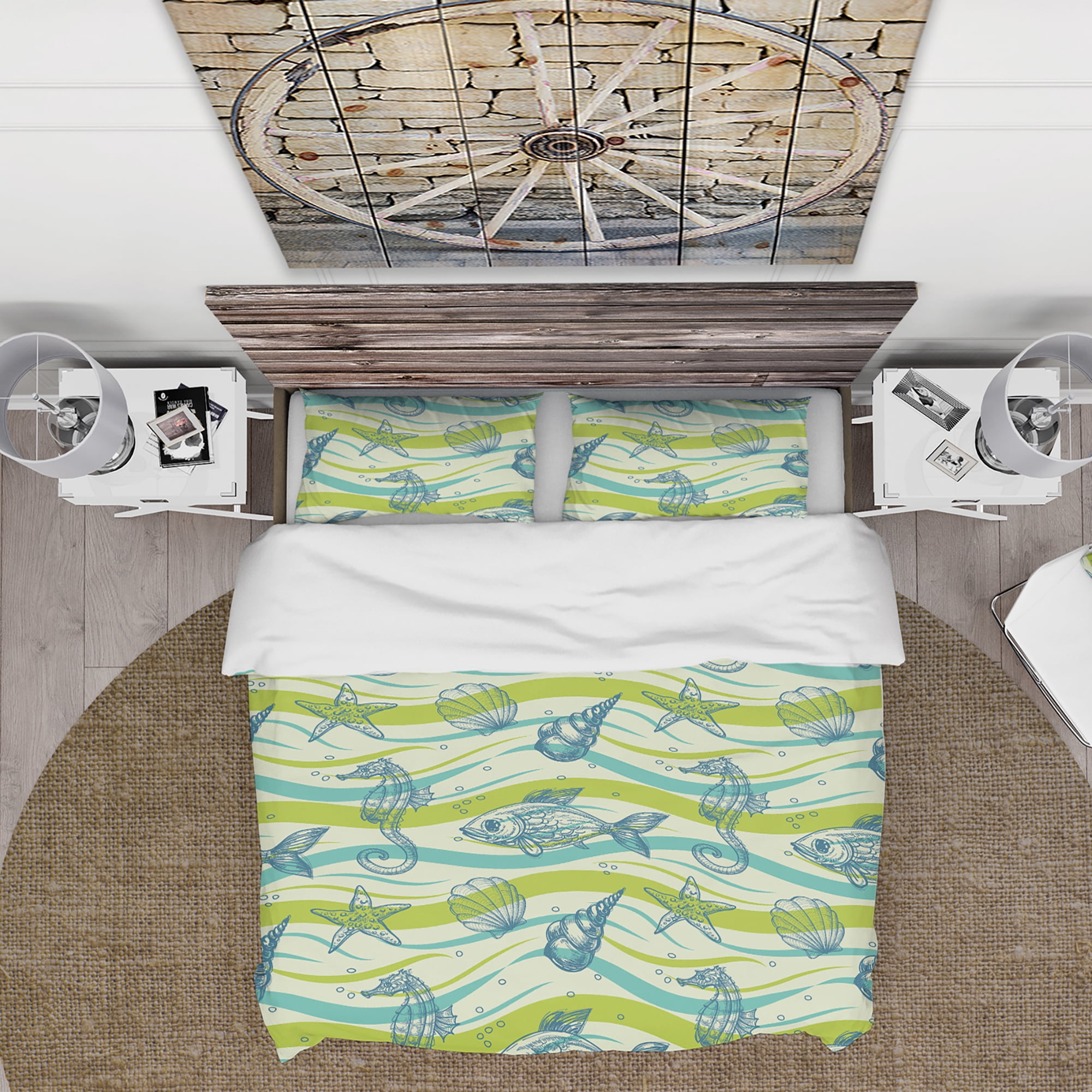 Designart 'Underwater Sea life, sea horse and star fish' Coastal Duvet Cover Set