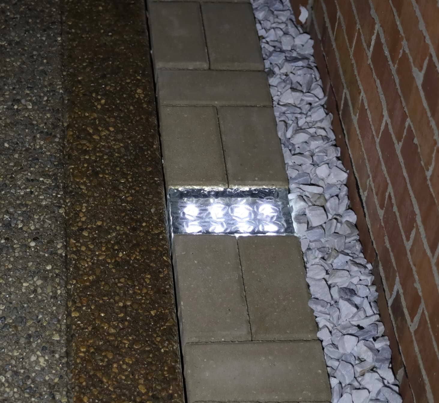 Solar Glass Brick White LED Light - Illuminate Your Outdoor Spaces