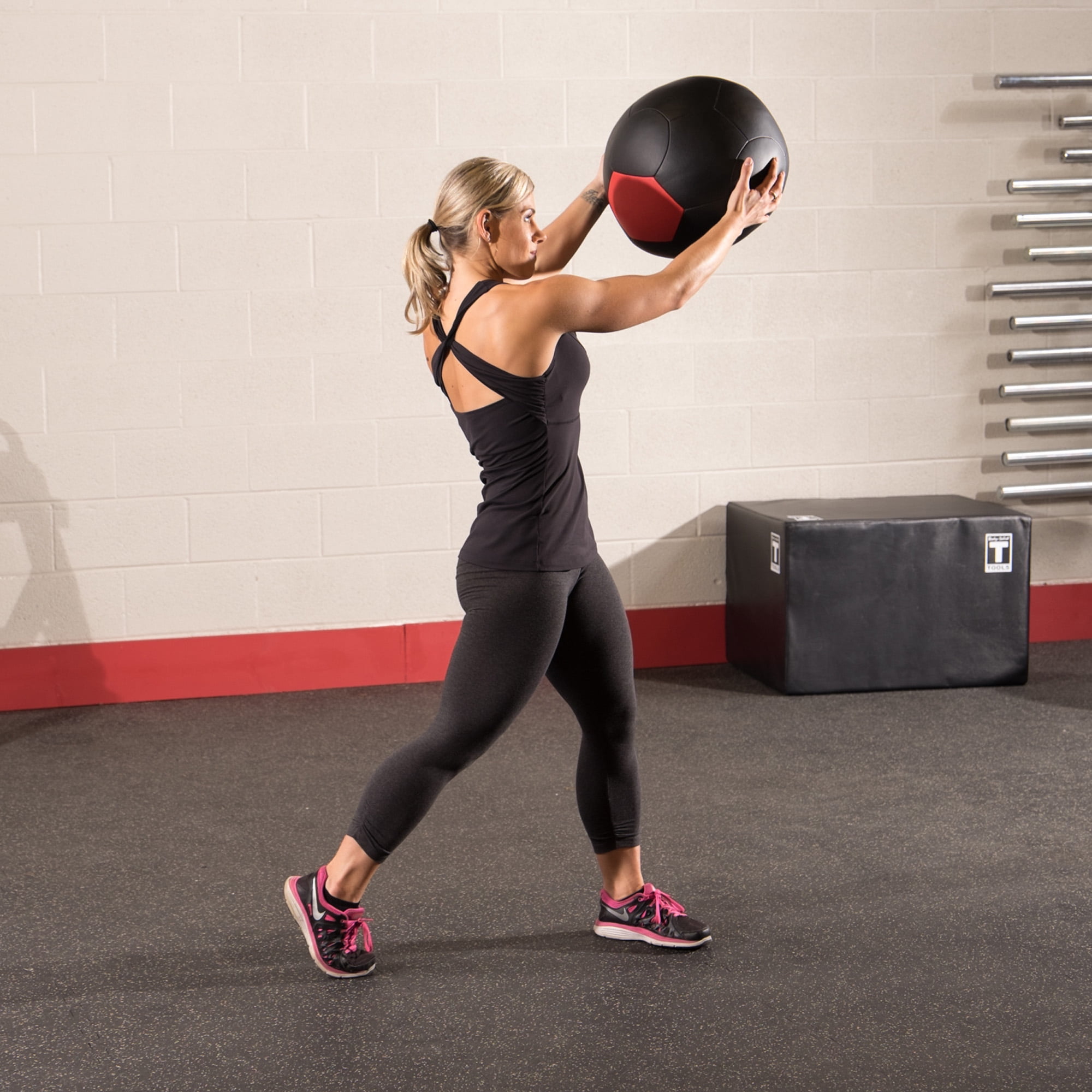 Body Solid Tools BSTSMB6 - 6 lb. Soft Medicine Ball