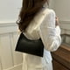 thumbnail image 5 of Bolso de Hombro Informal de Piel Sintética para Mujer, Bandolera Ajustable con Cartera, 24,5 X 17,5 X 6,5 Cm, Negro o Blanco., 5 of 6