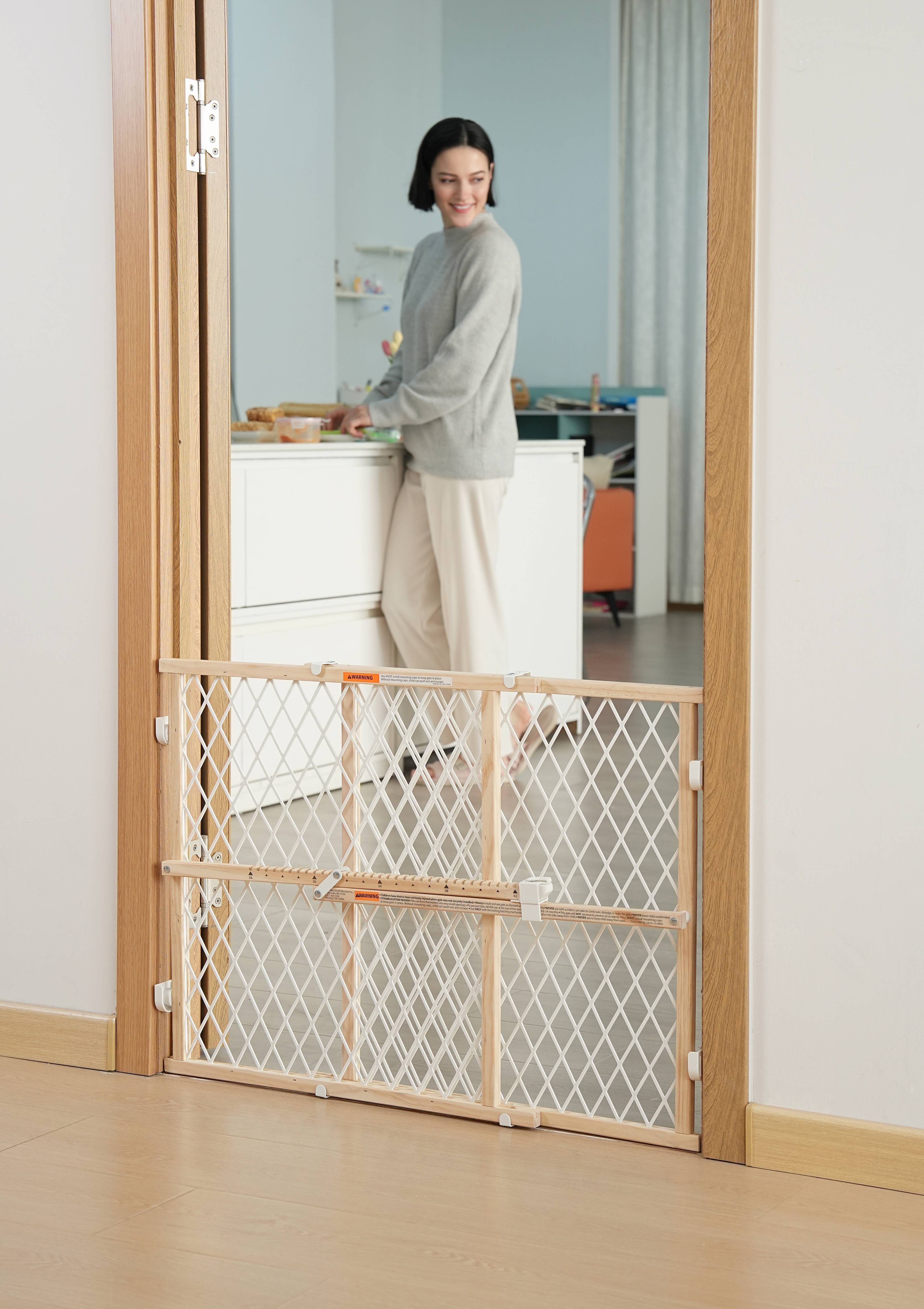 Parent's Choice Standard Wall Safety Gate, Fits 26-42 Inches photo 3