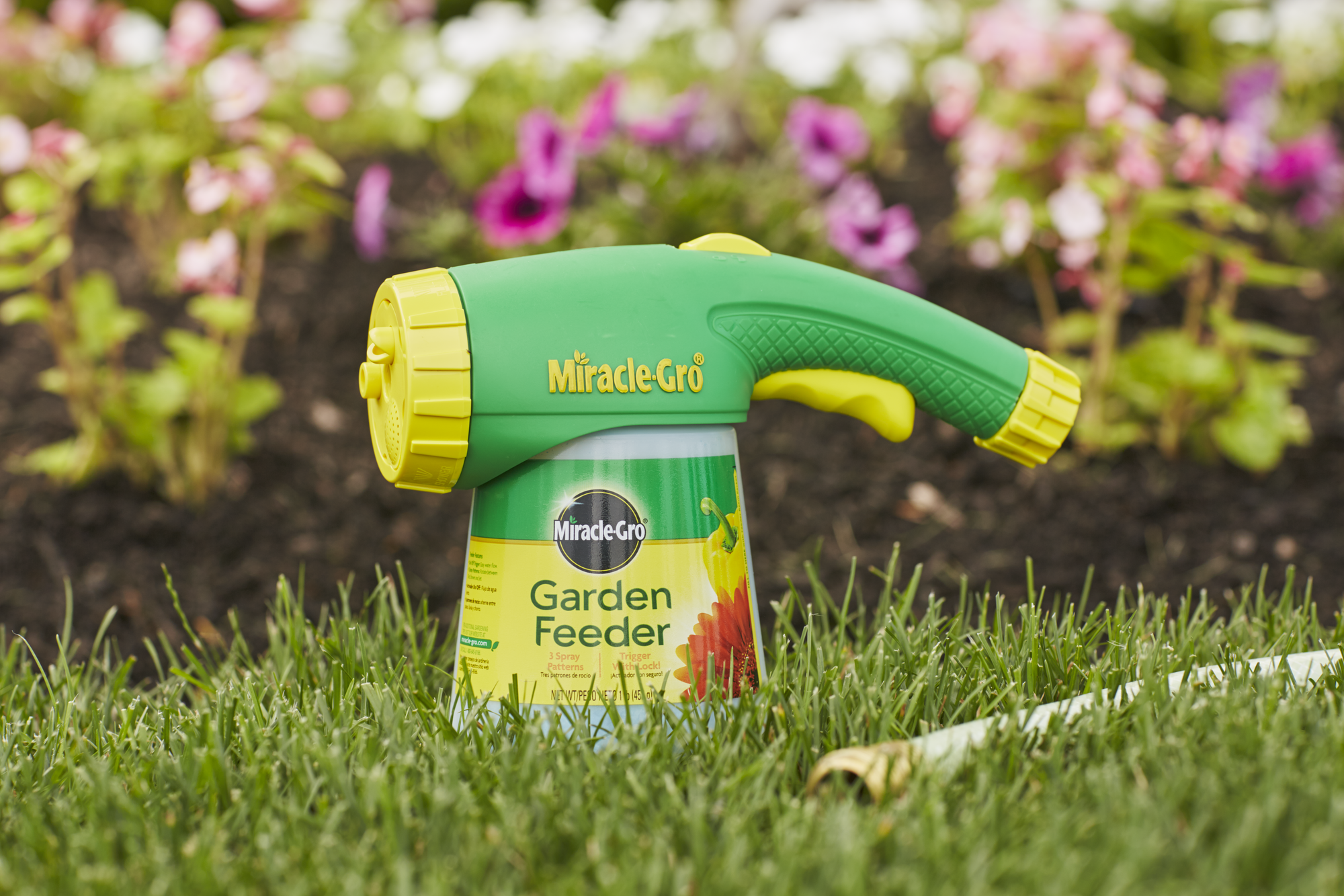 Miracle Gro Garden Feeder Walmart Com