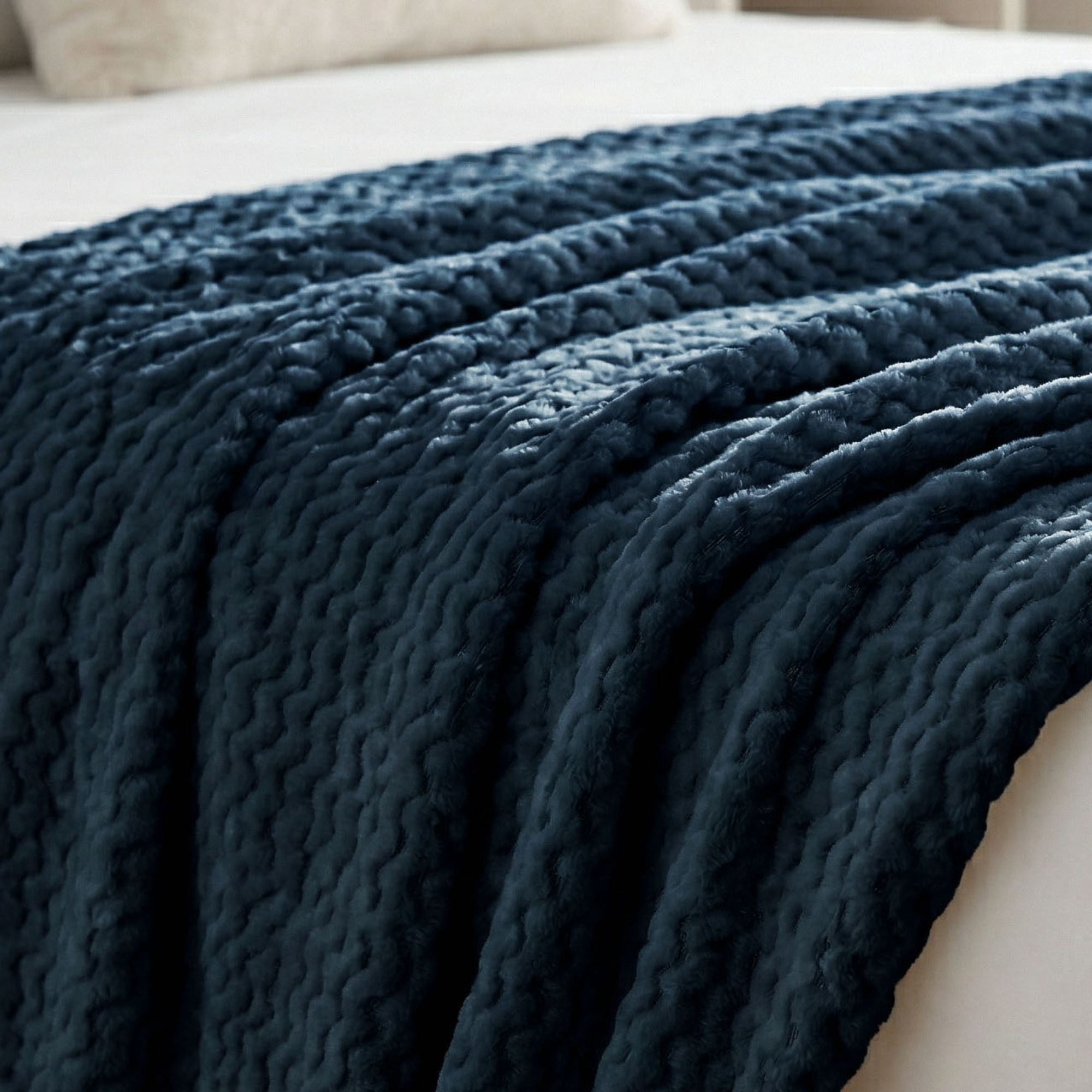 Superior Lily Pebbled Fluffy Fleece Blanket, Full Queen Size, Navy Blue