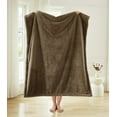 thumbnail image 4 of Better Homes & Gardens 50" x 72" Faux Fur Throw, 4 of 6
