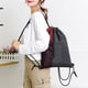 thumbnail image 4 of Mochila Saco de gimnasio con auriculares Jack Mochila con cordón Bolsa de cubo con cordón resistente Meterk Mochila, 4 of 7